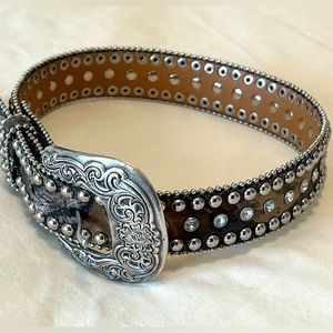 Nacona camo bling studded rhinestone belt. 20 x 1-1/4. Excellent, like new cond